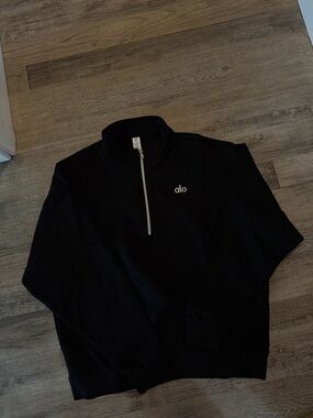 ALO Yoga Black 1/4 Zip Pullover Black